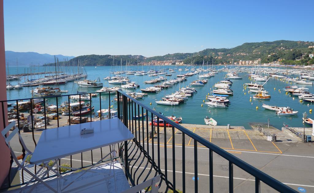 Al Molo Sea View Rooms Леричі Екстер'єр фото